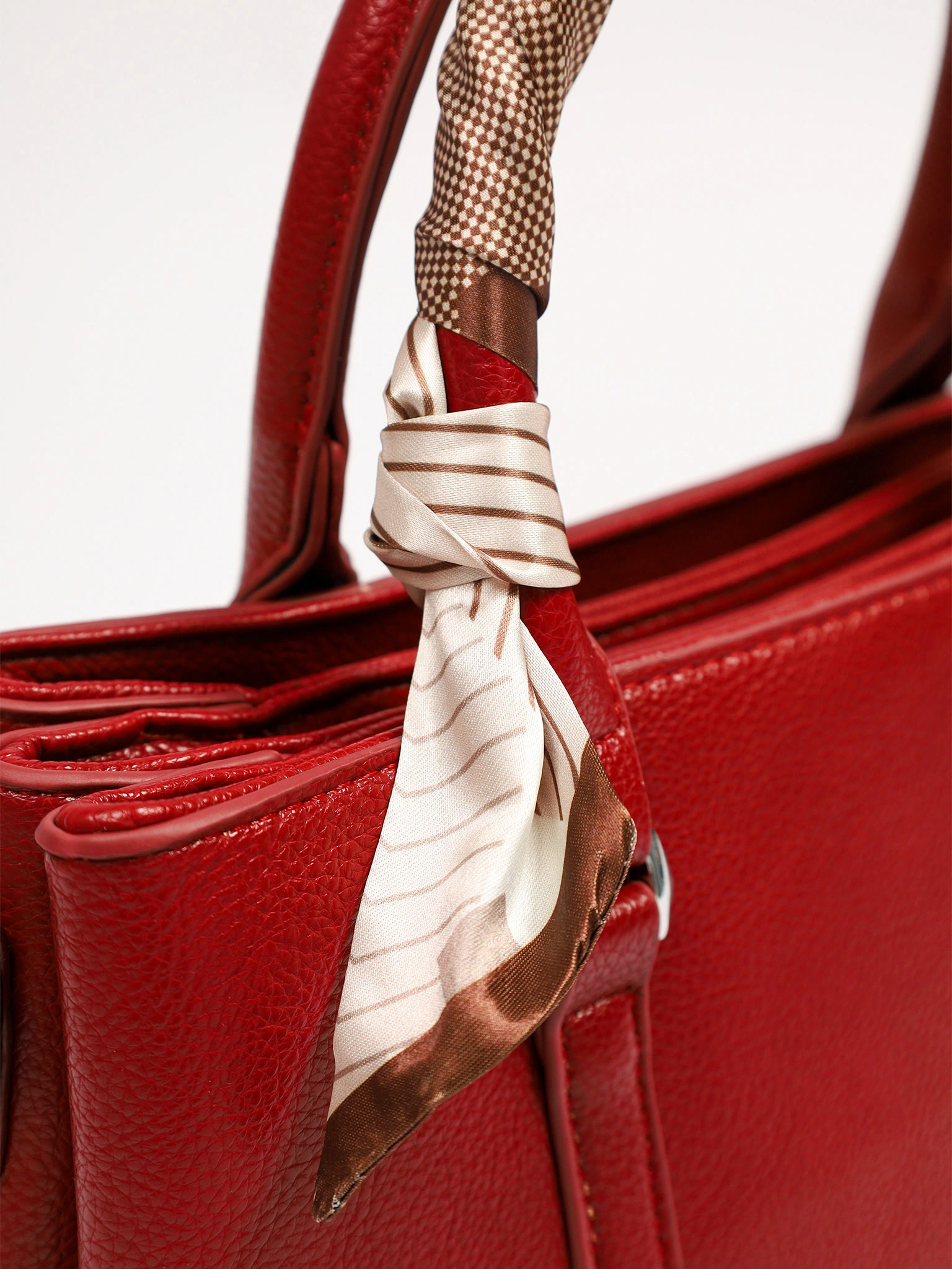 Сумка-тоут с декоративным платком в ассортименте